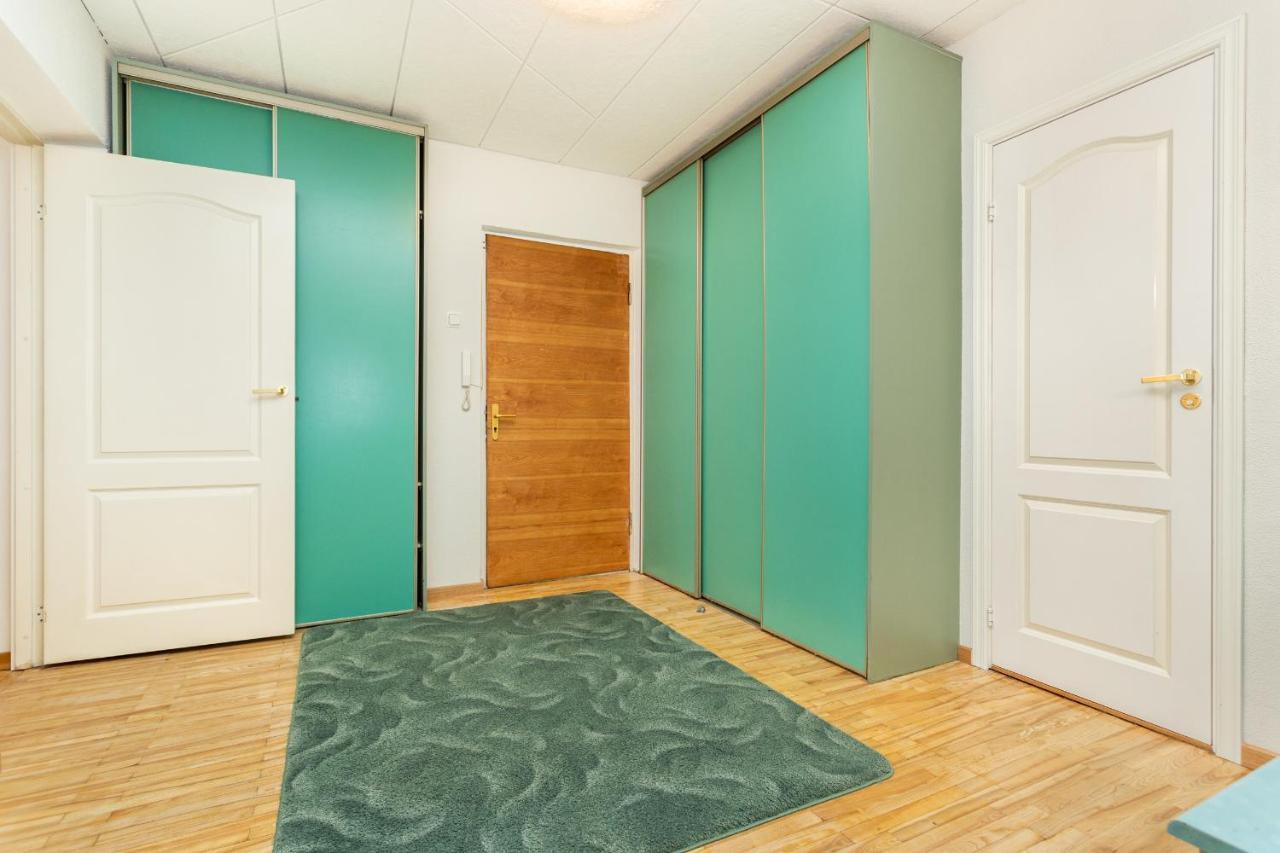 3 Room Central Apartmend 90M2 Parking For One Car Fifth Floor And The Building Does Not Have An Elevator Tallinn Exterior foto