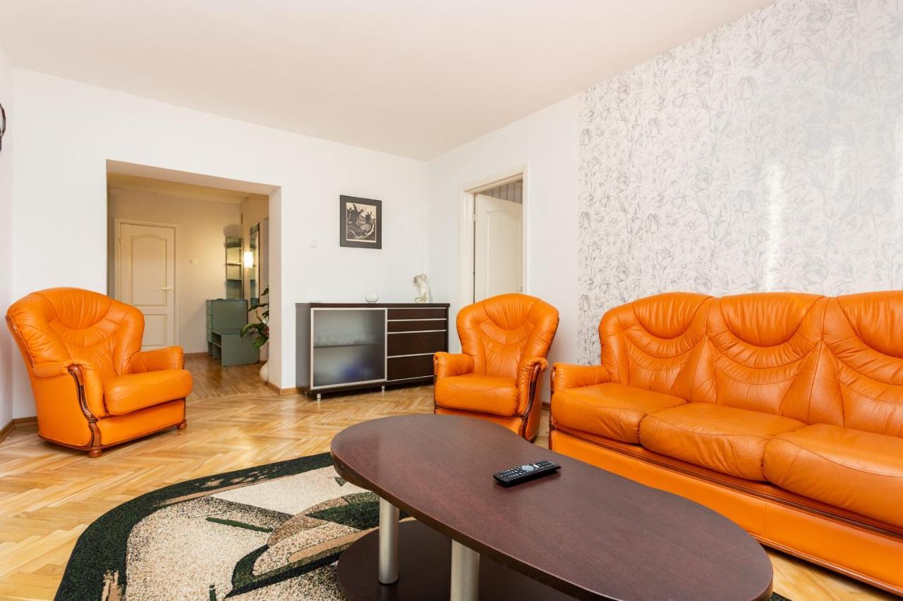 3 Room Central Apartmend 90M2 Parking For One Car Fifth Floor And The Building Does Not Have An Elevator Tallinn Exterior foto